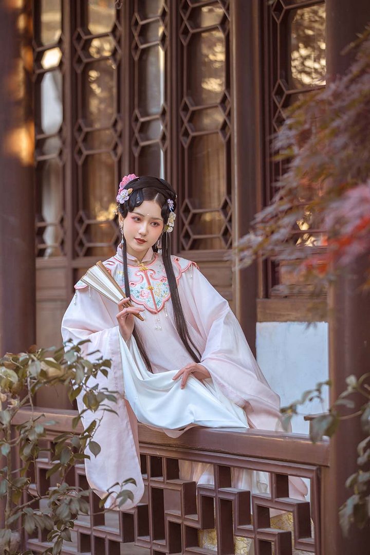 [YITUYU艺图语]2022.03.12 游园惊梦 竹大宝Chiki[33+1P／210MB]预览图