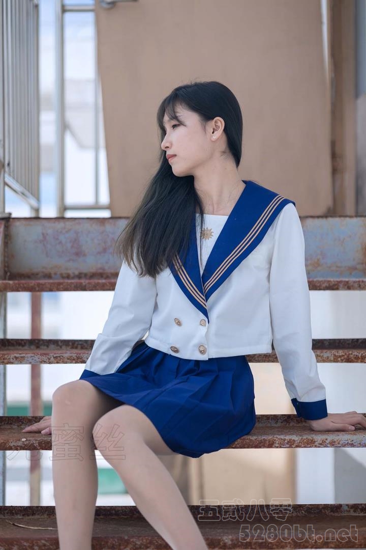 [尤蜜丝]穿搭写真 NO.069[61P／407MB]预览图