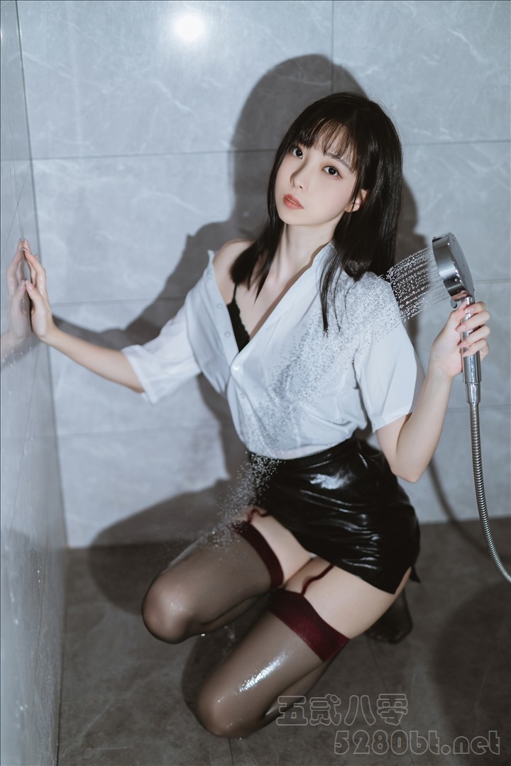 人气Coer@许岚LAN – NO.034 OL短裙[54P-2V-376.3M]推荐预览图